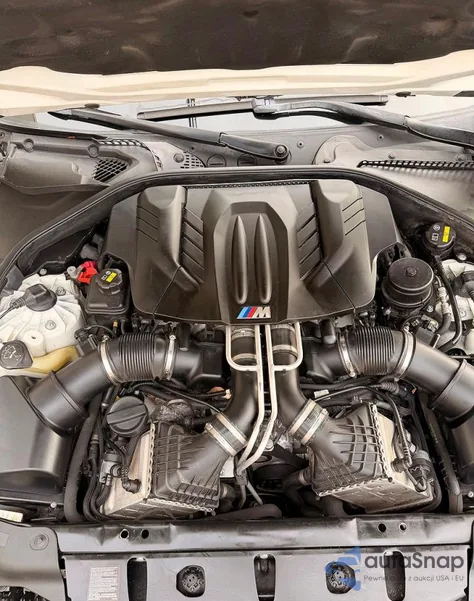 2017 BMW M6 Gran Coupe z USA, uszkodzony, nr VIN WBS6E9C54HG437454